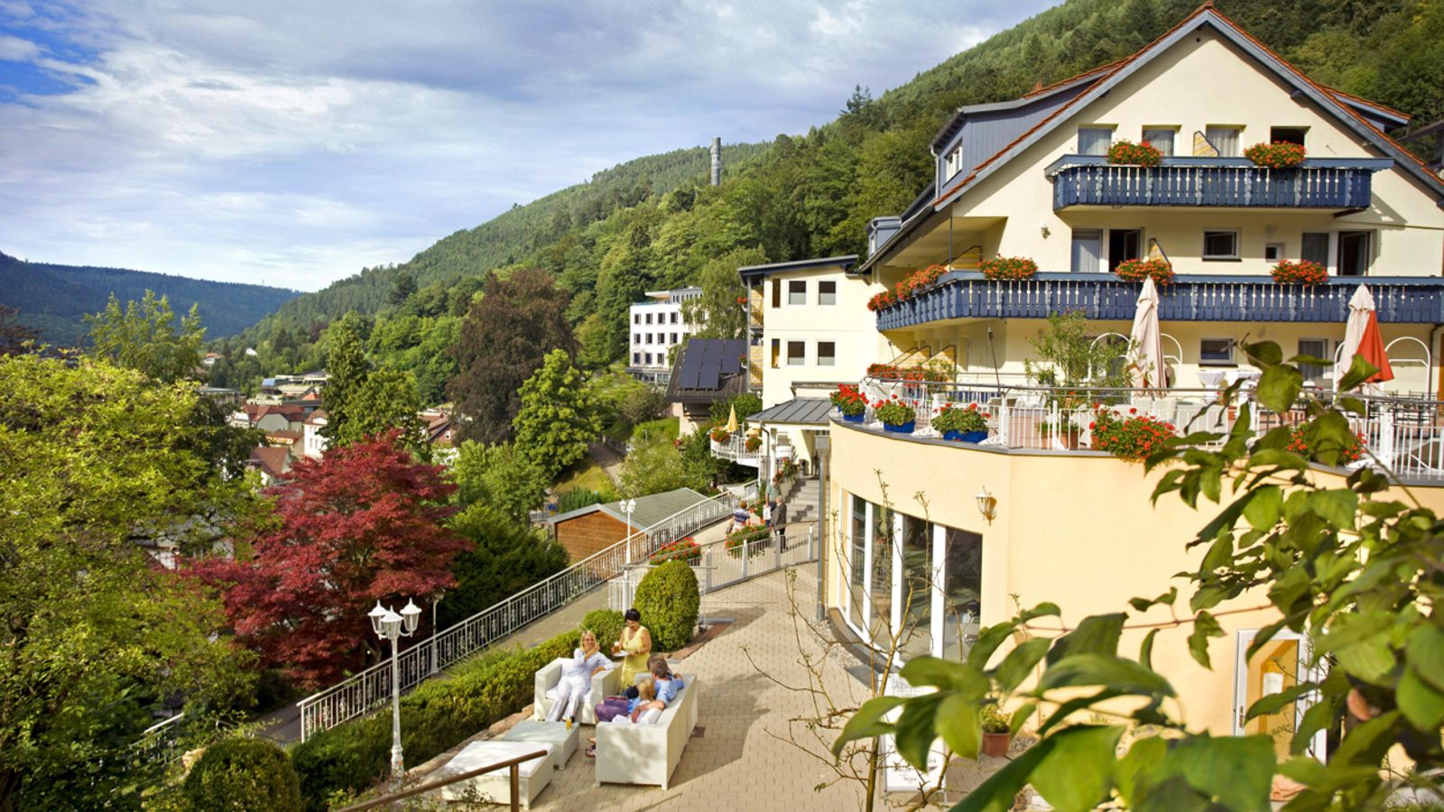 Wellnesshotel Rothfuss Bad Wildbad - Seitenansicht Wellnesshotel Rothfuss Bad Wildbad - Seitenansicht